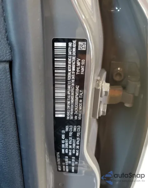 2021 Jeep Renegade Latitude z USA, uszkodzony, nr VIN ZACNJDBB8MPM50842